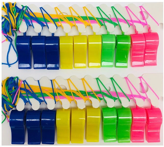 Whistle W/neck Rope