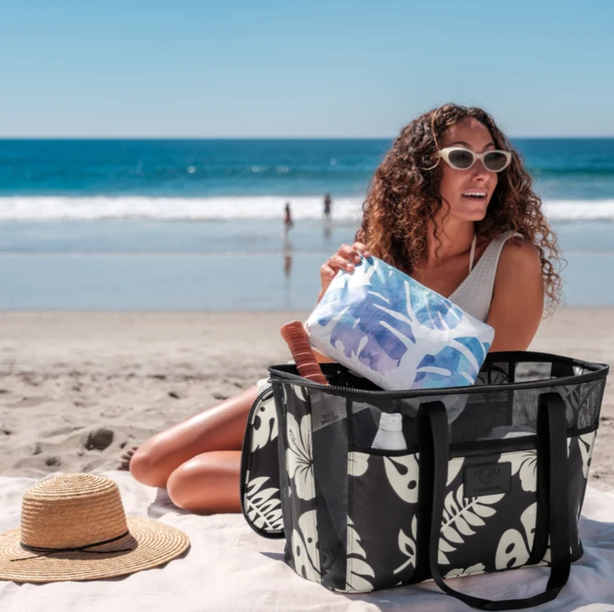 Aloha + CleverMade Collapsible Beach Tote