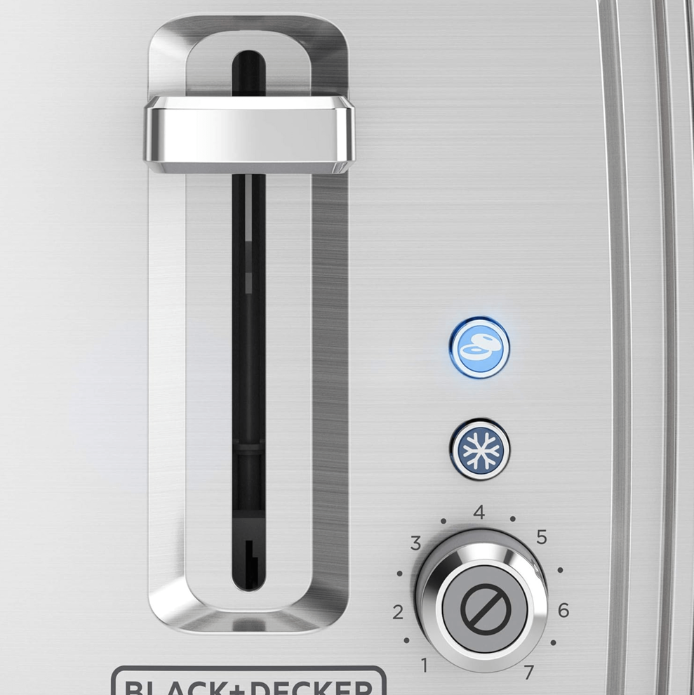 BLACK+DECKER 2-SLICE TOASTER #TR2900SSD