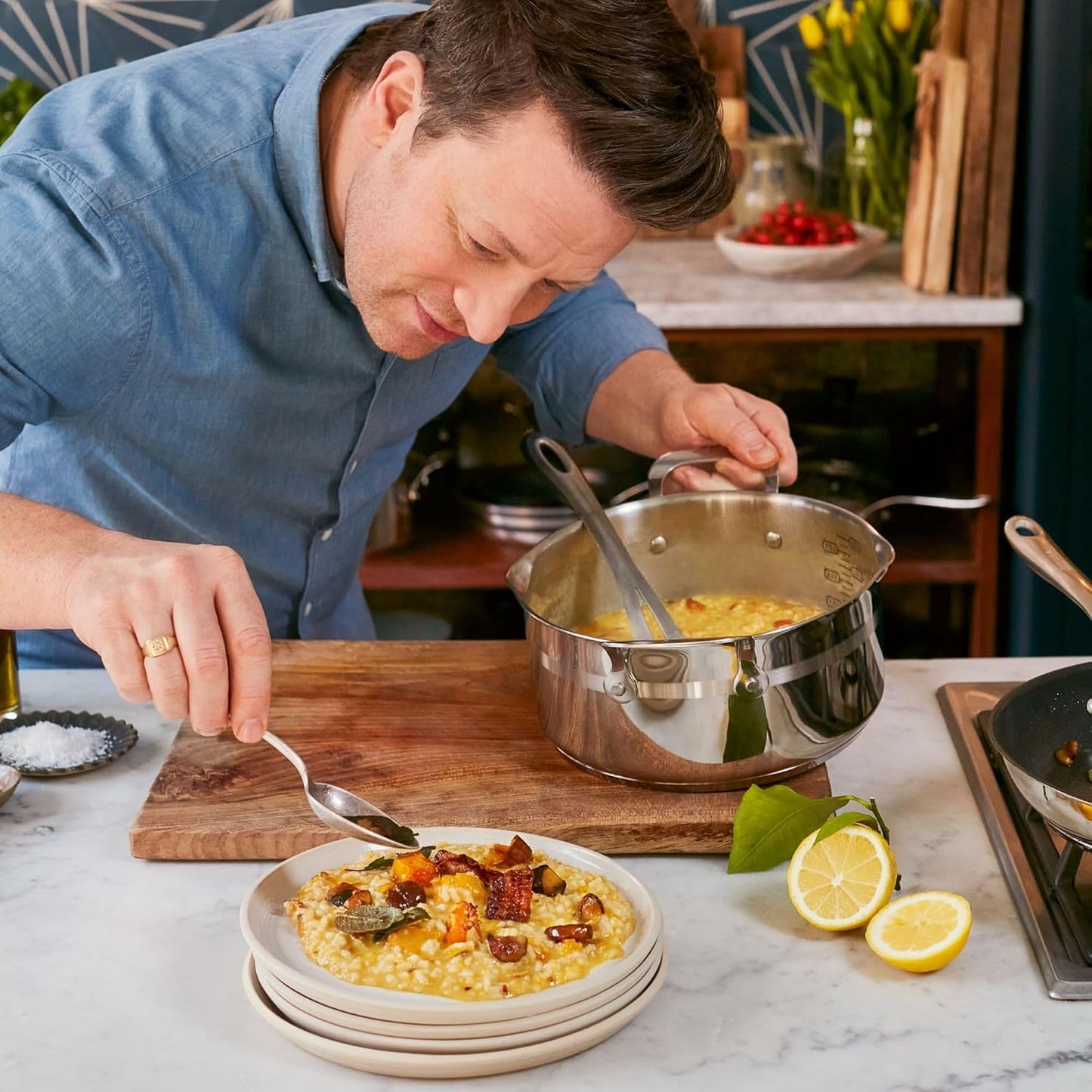 Jamie Oliver by Tefal Cook Smart 10-Piece Stainless Steel Pots and Pans Set, Robust, Fast Heating, Even Cooking, Riveted Handle, Induction Safe, Oven and Dishwasher Safe, Induction Cookware Set