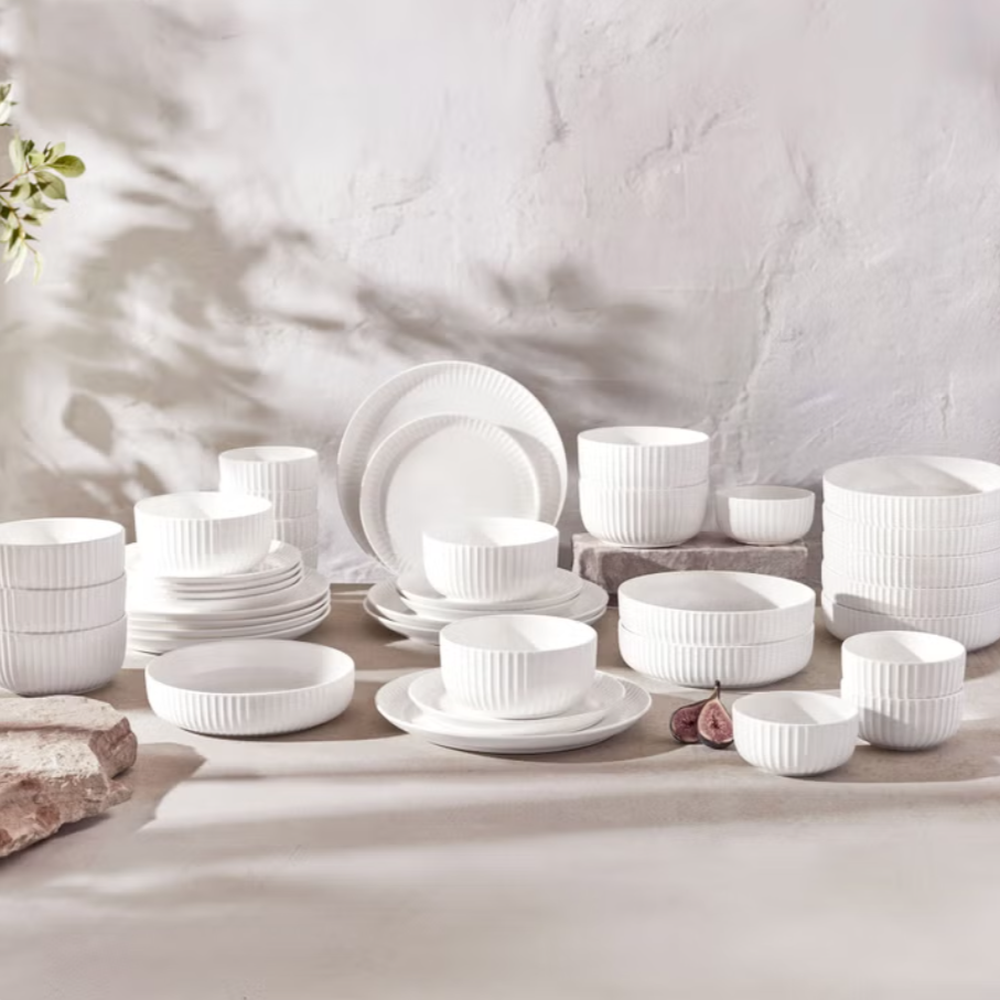 Maison Neuve Ridge Bone China Dinnerware Set, 40-pieces