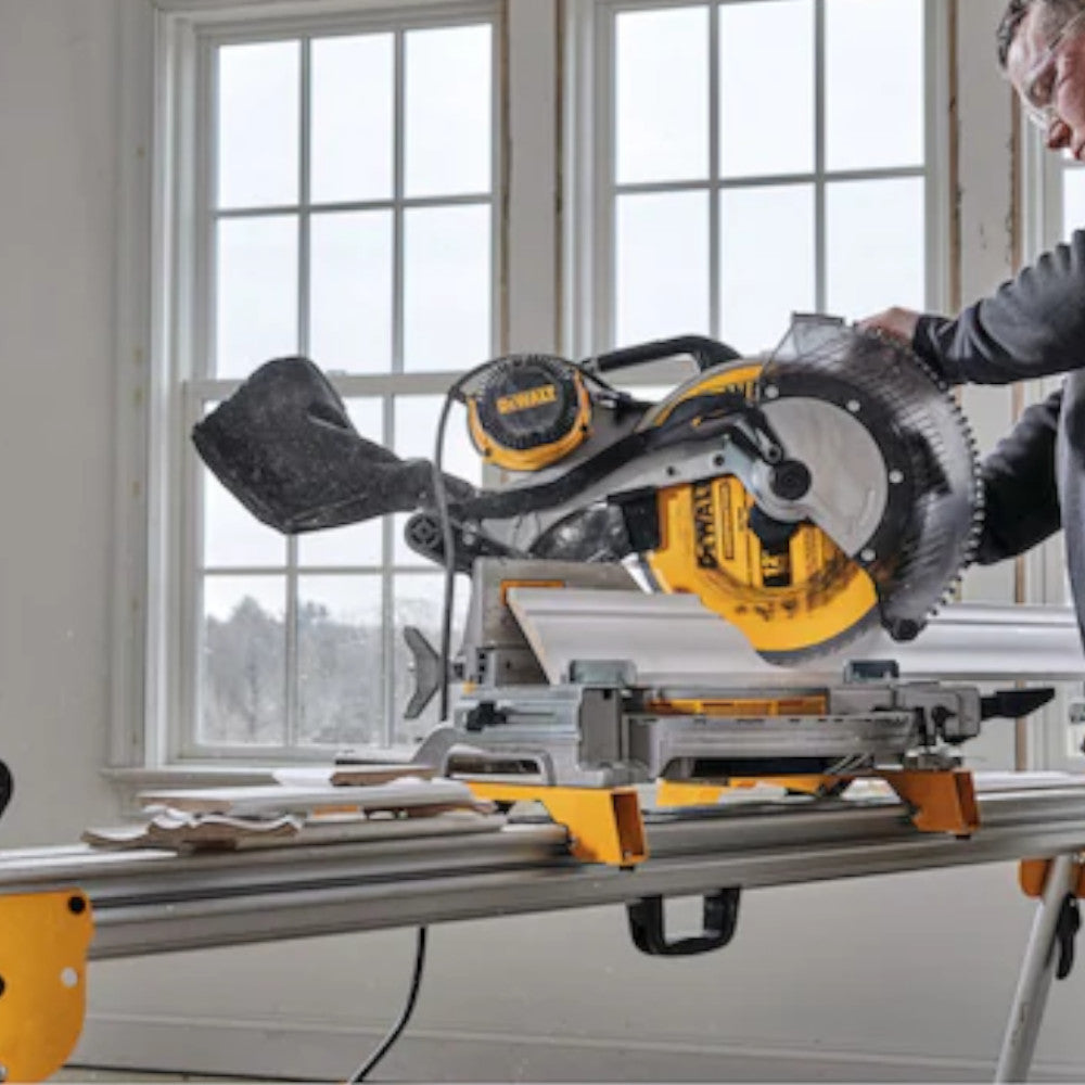 DEWALT Miter Saw, Double-Bevel, Compound, 12 inch, 15 Amp (DWS716) - Refurbished with Dewalt Warranty