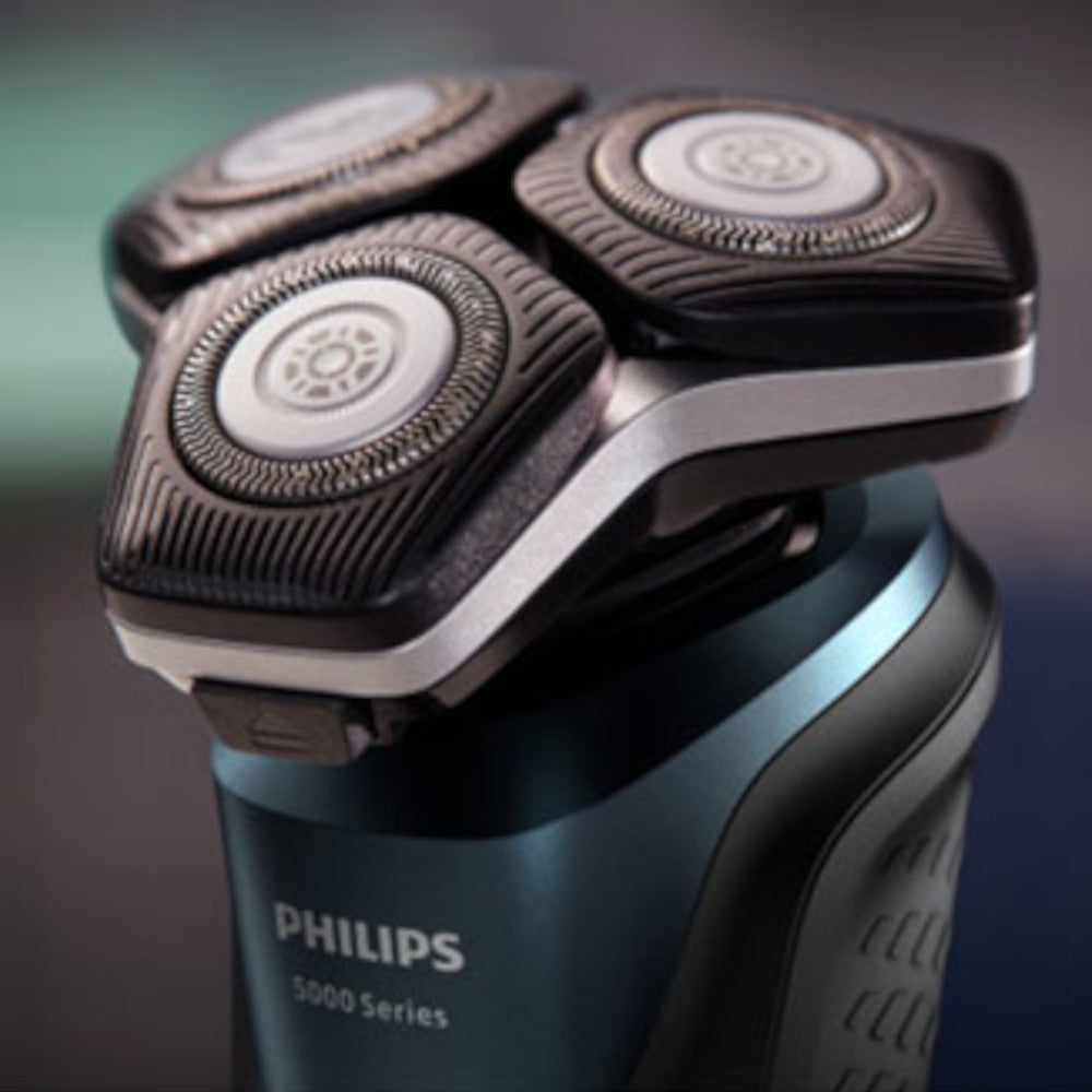 PHILIPS  S5889/94 Series 5000 Wet & Dry Shaver with Quick Clean Pod