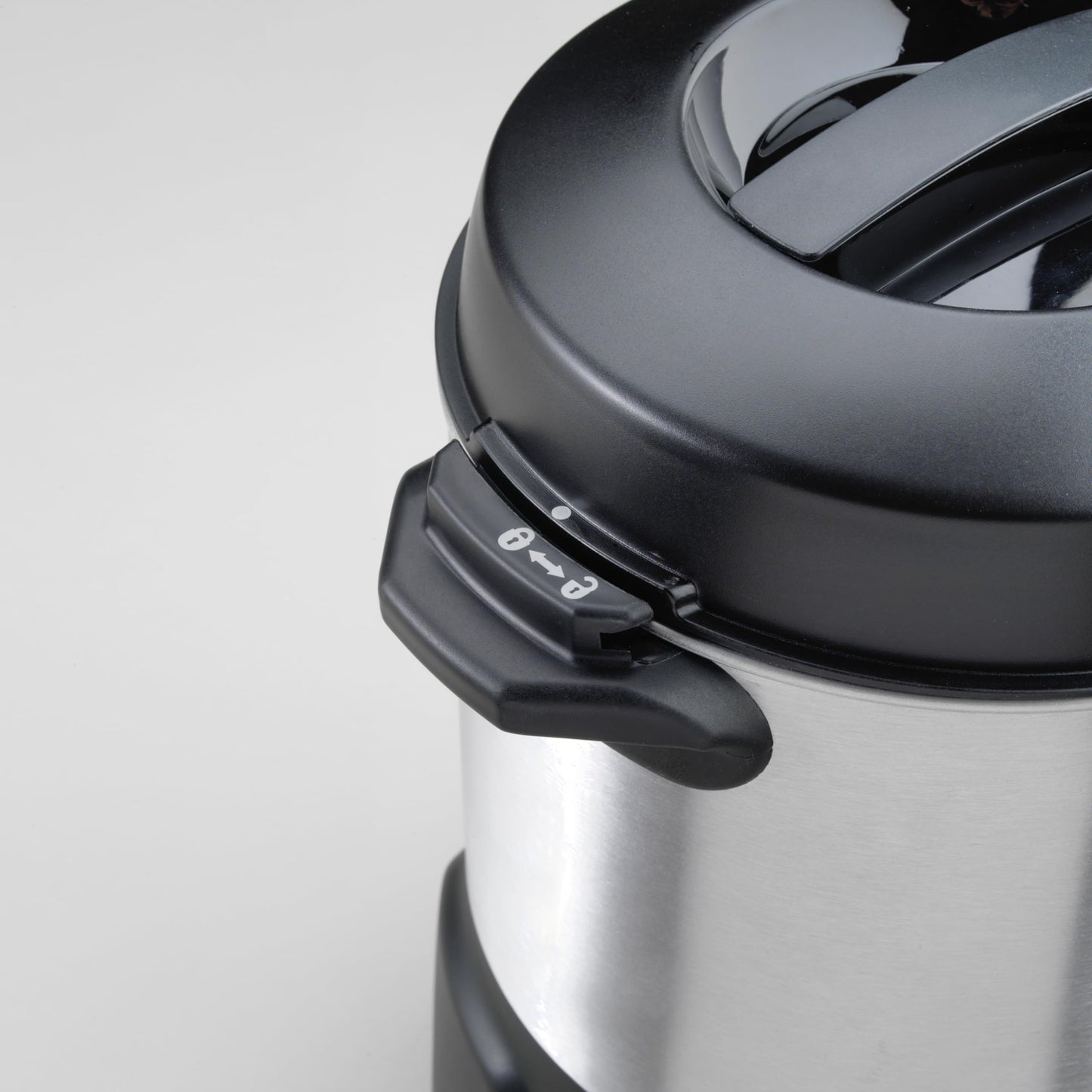 Proctor Silex Coffee Urn, Black and Stainless Steel